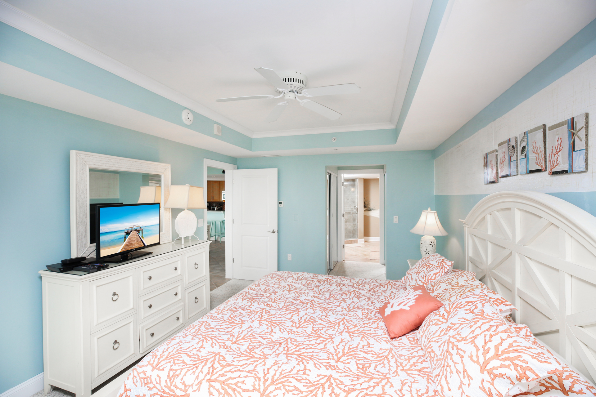 Movie nights from the comfort of your own bed!