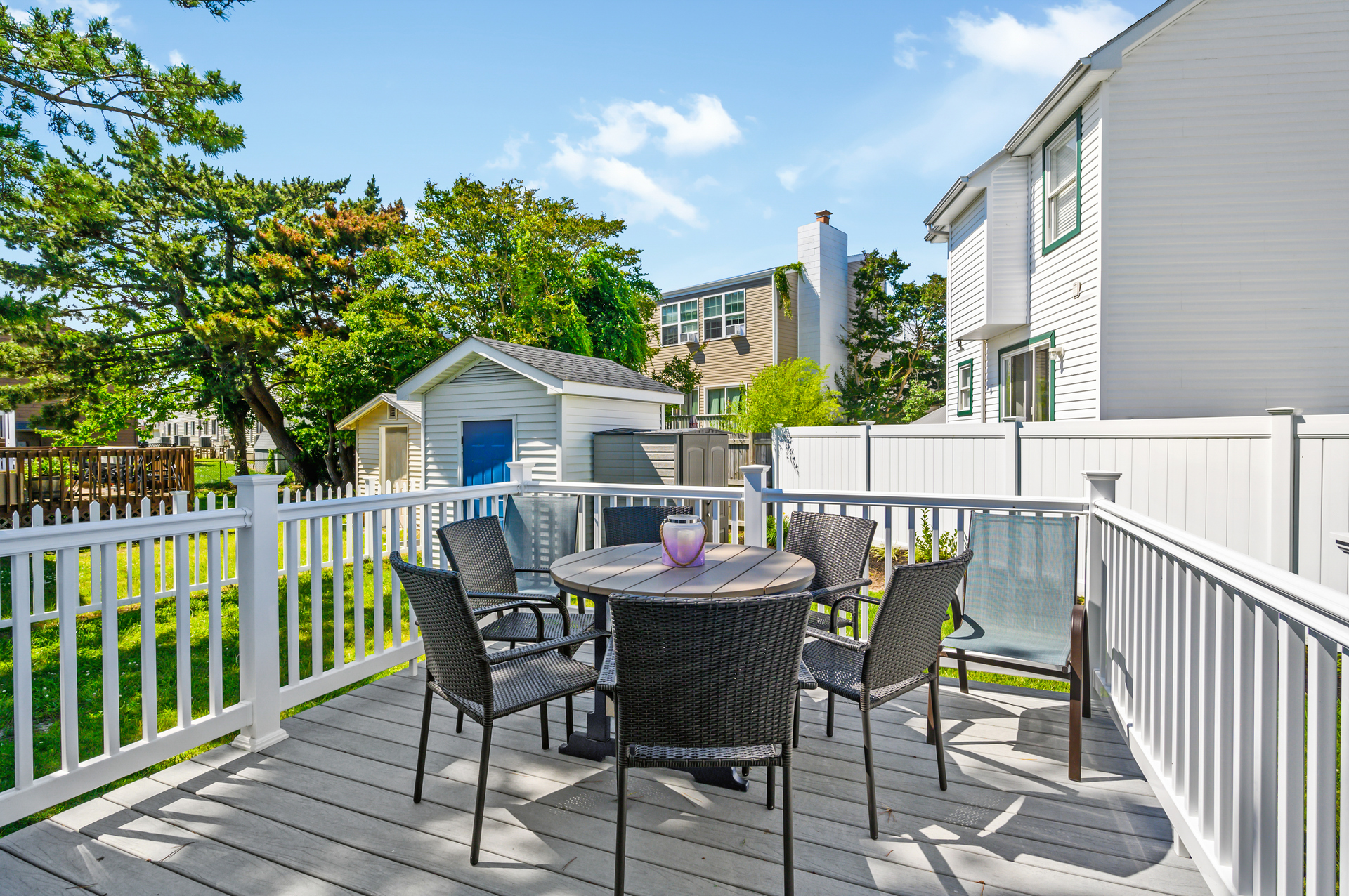 Relax in the bay breeze on this lovely, spacious deck!