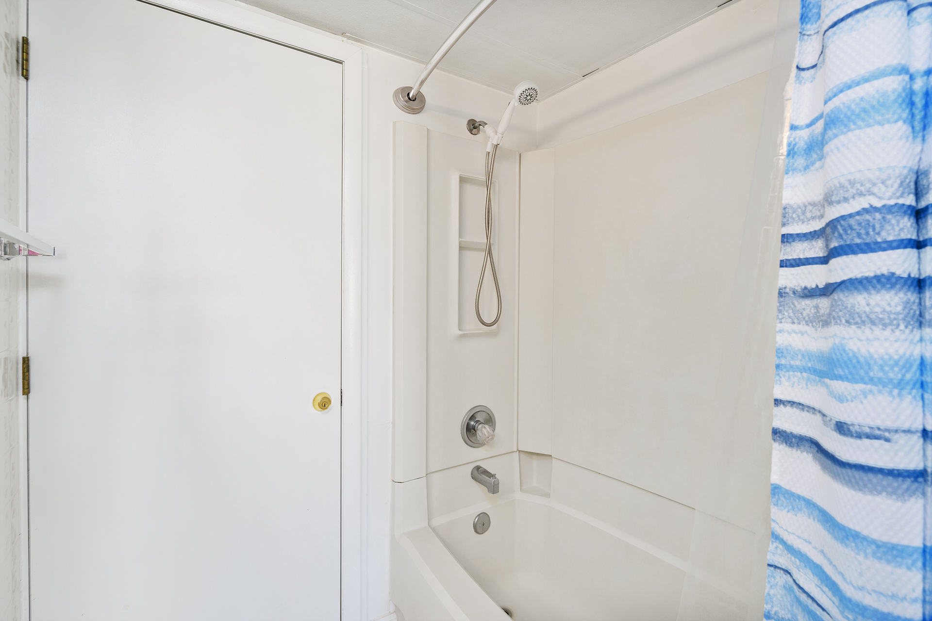 The Primary Bath features a Shower/Tub Combo.