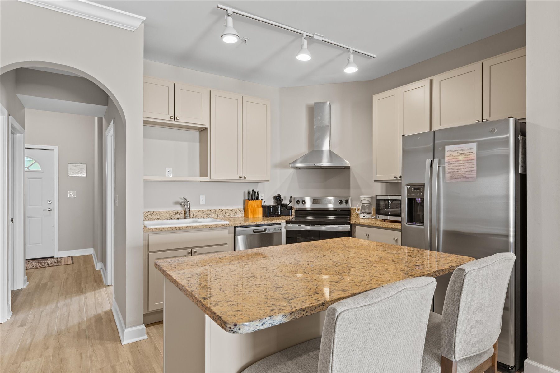 01-105 56th St #501-1