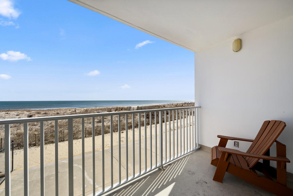 This charming 1 bedroom, 1 bath Oceanfront Condo is the perfect getaway for your family to relax and soak up the sun.