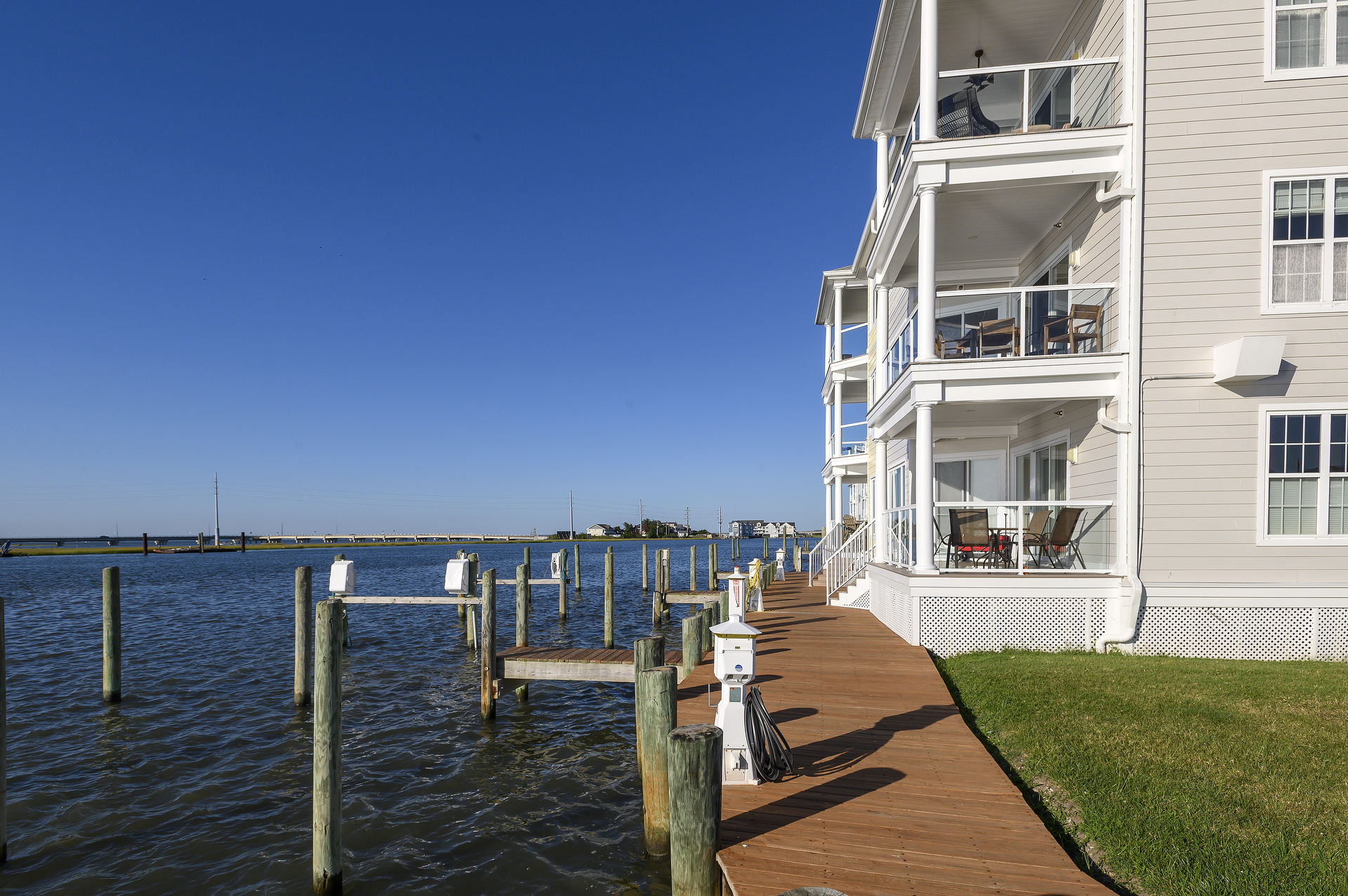 The kids will have a blast fishing and crabbing from the Pier.