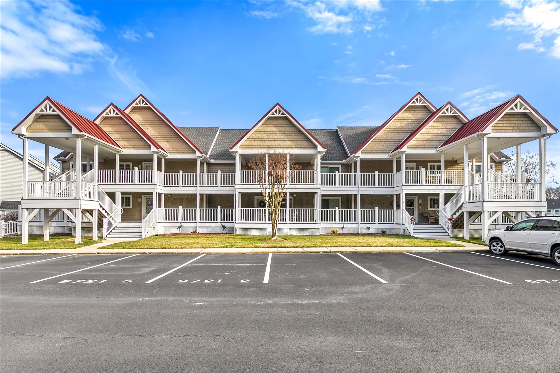 Reel Nauti at Ocean Village is waiting to welcome you!