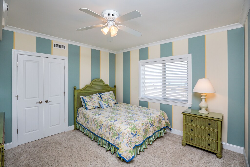 Meridian 501 East | Photo 19