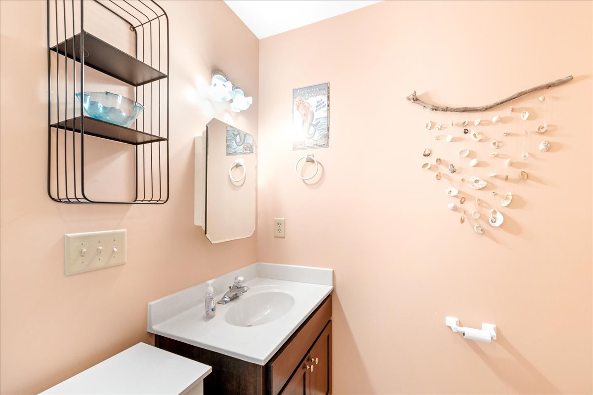 Private Master Bath.