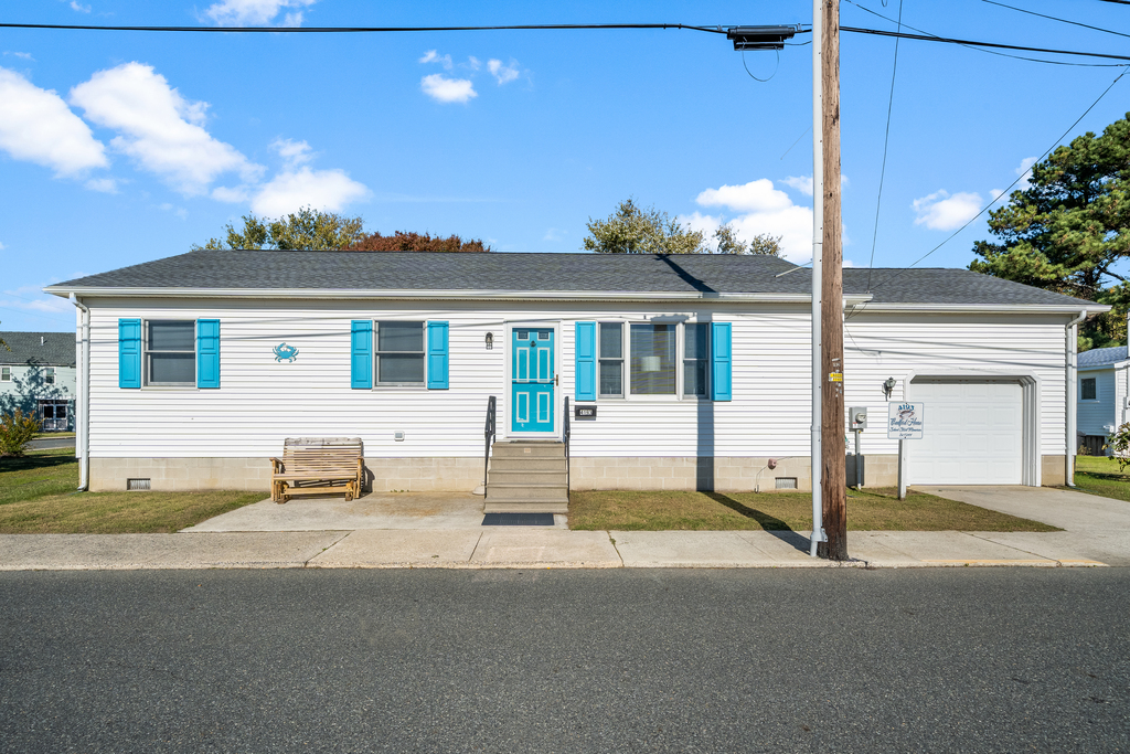 Bradford House invites you to sit a spell....