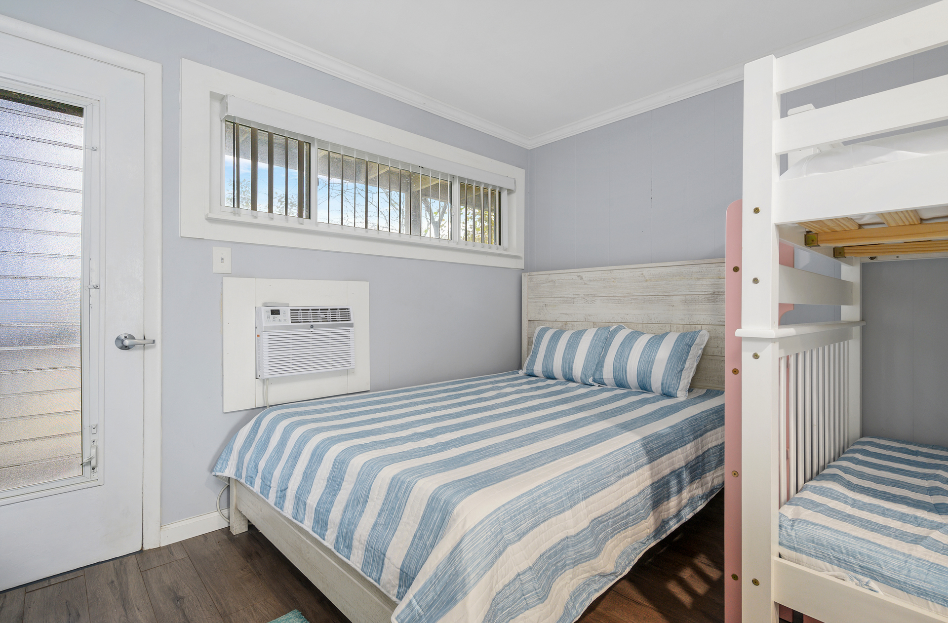 Queen bed for the adults