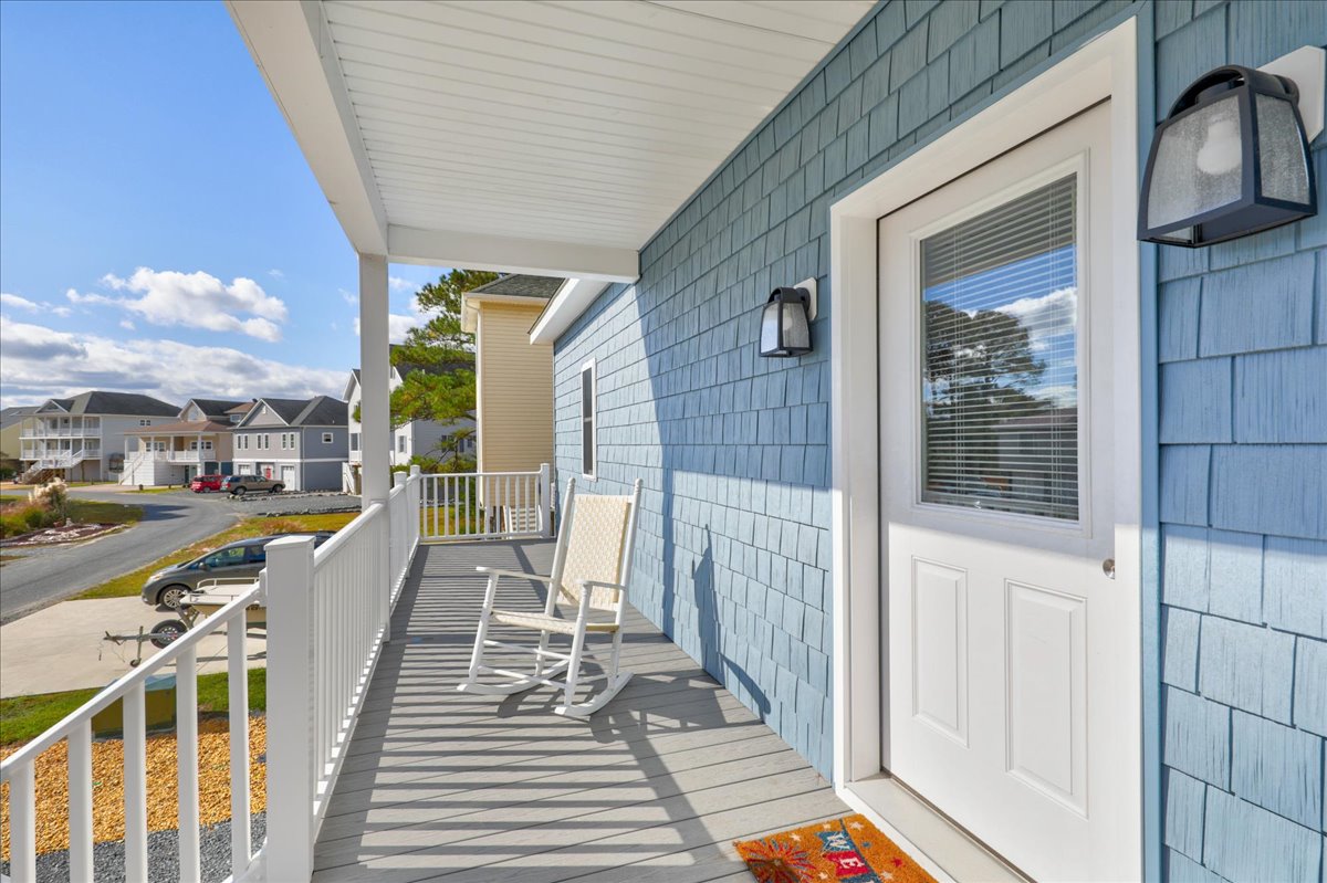 Kick back on the Front Porch and take in that salty, sweet bay breeze.