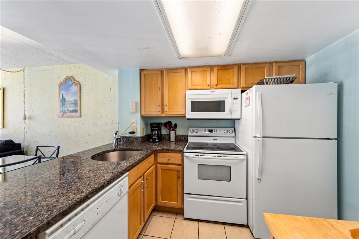 The Chef in your Family will love the Open Kitchen!