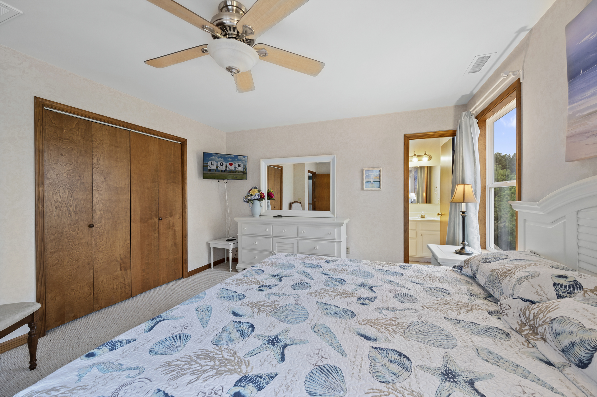 Bedroom 4 also has a Full Bath!