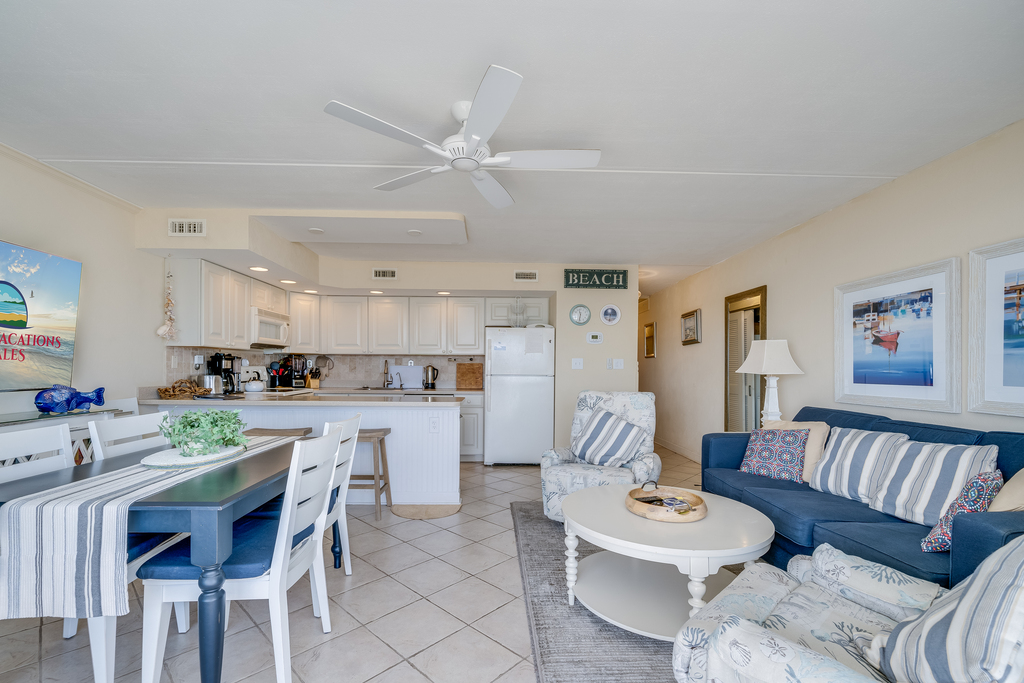 Plenty of space for the entire Family to Reconnect!