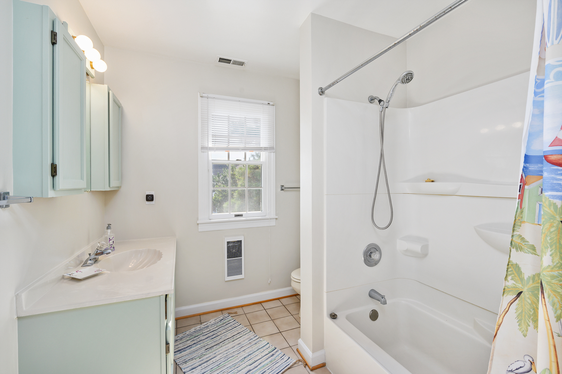 A Full Bath is shared between Bedrooms 1 and 2.