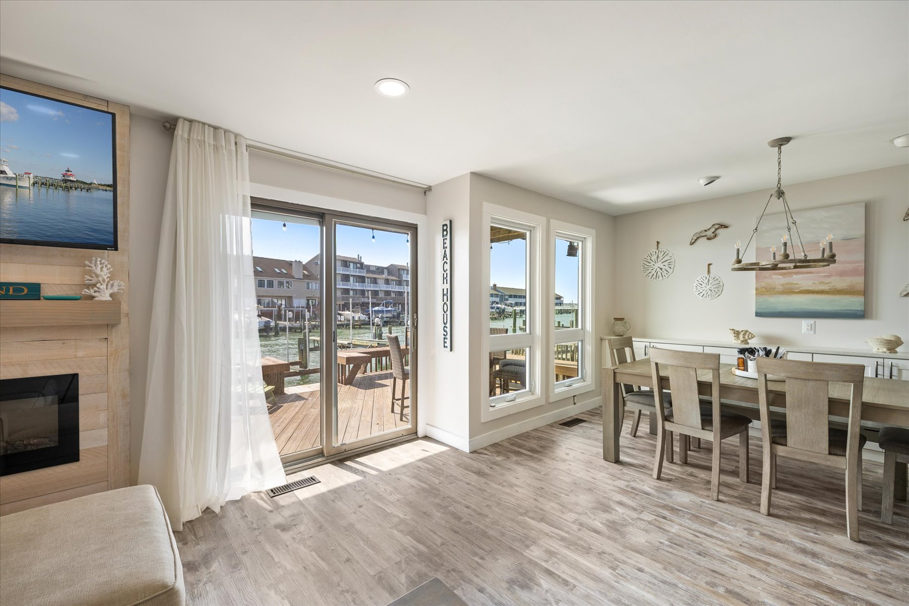 A Beautifully Renovated Bay Front Home!