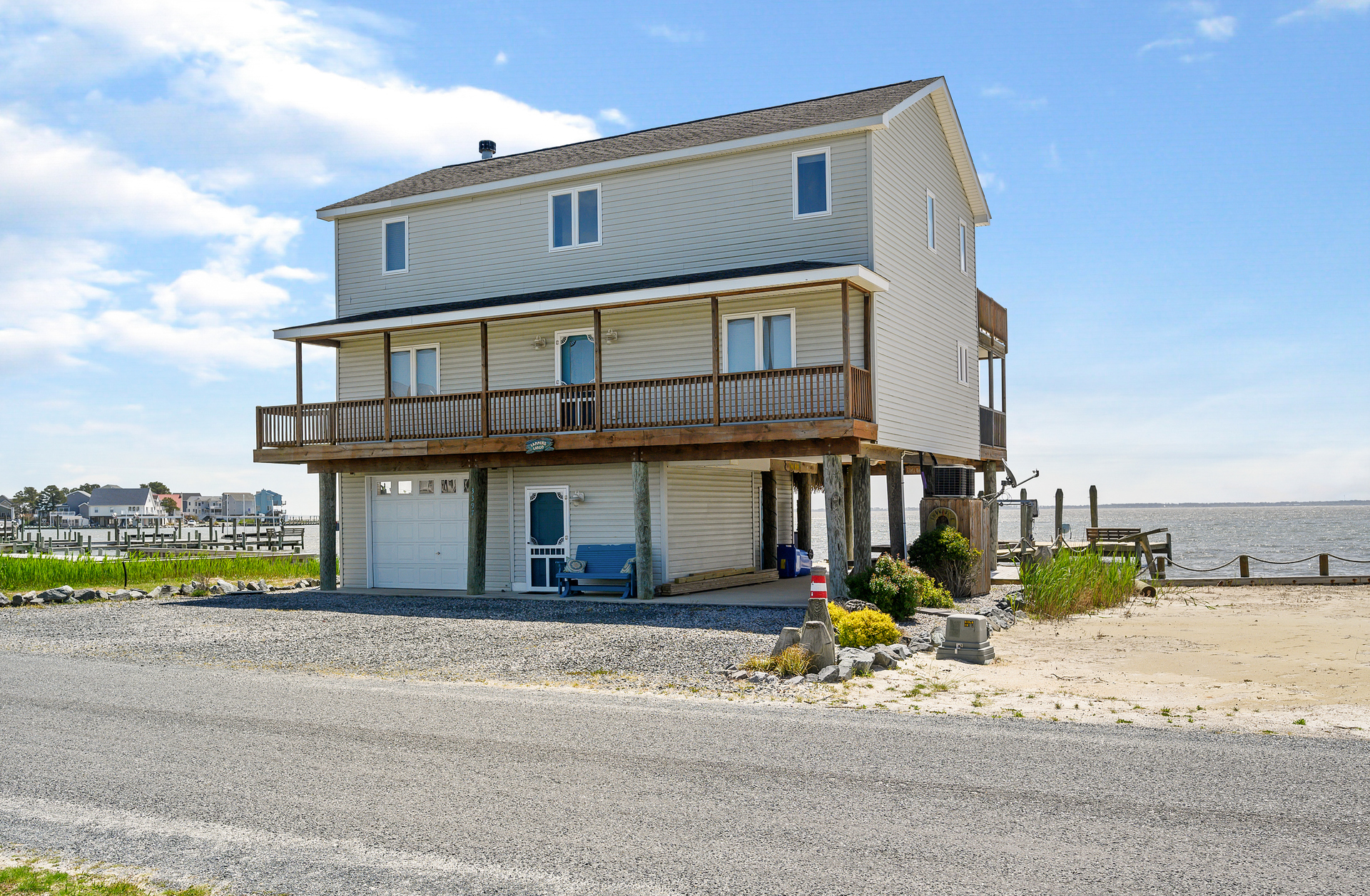 Ample Parking for your cars and boat.