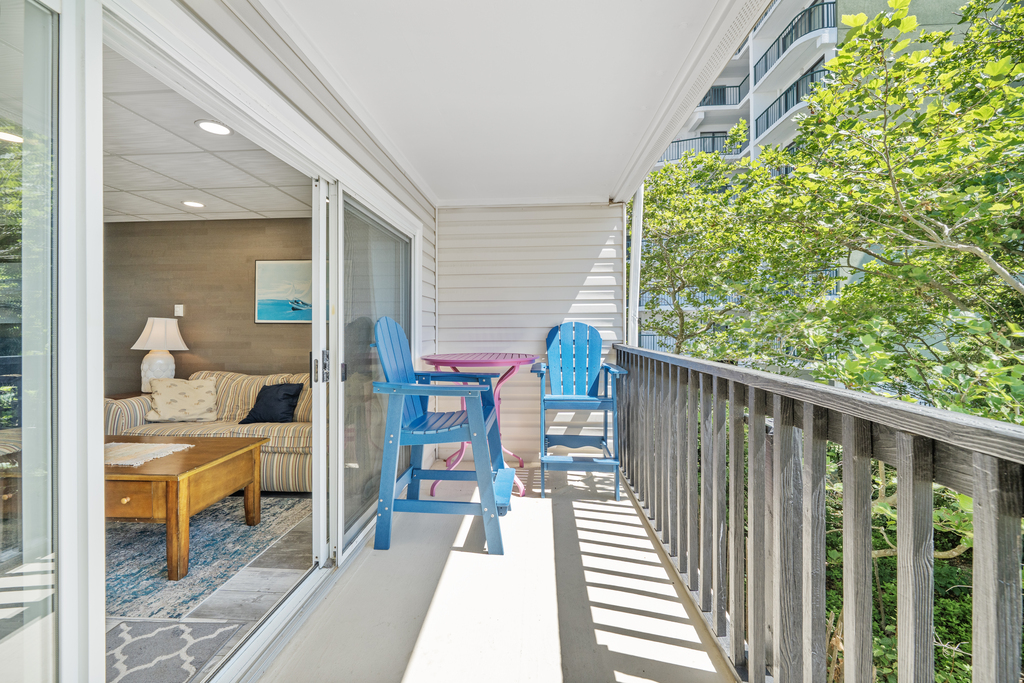 Lounge out on the private balcony and take in the salty ocean breeze!