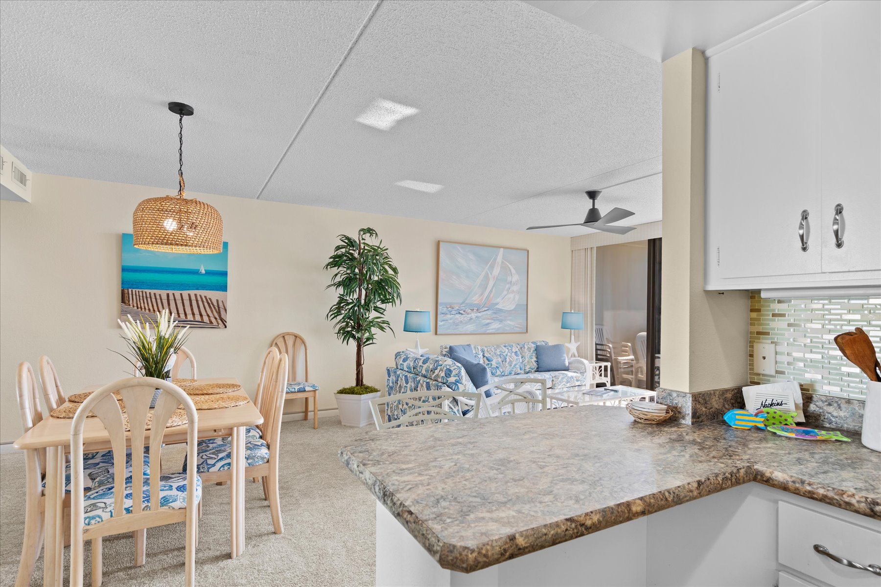 Enjoy a quick bite at the Breakfast Bar before the Beach.