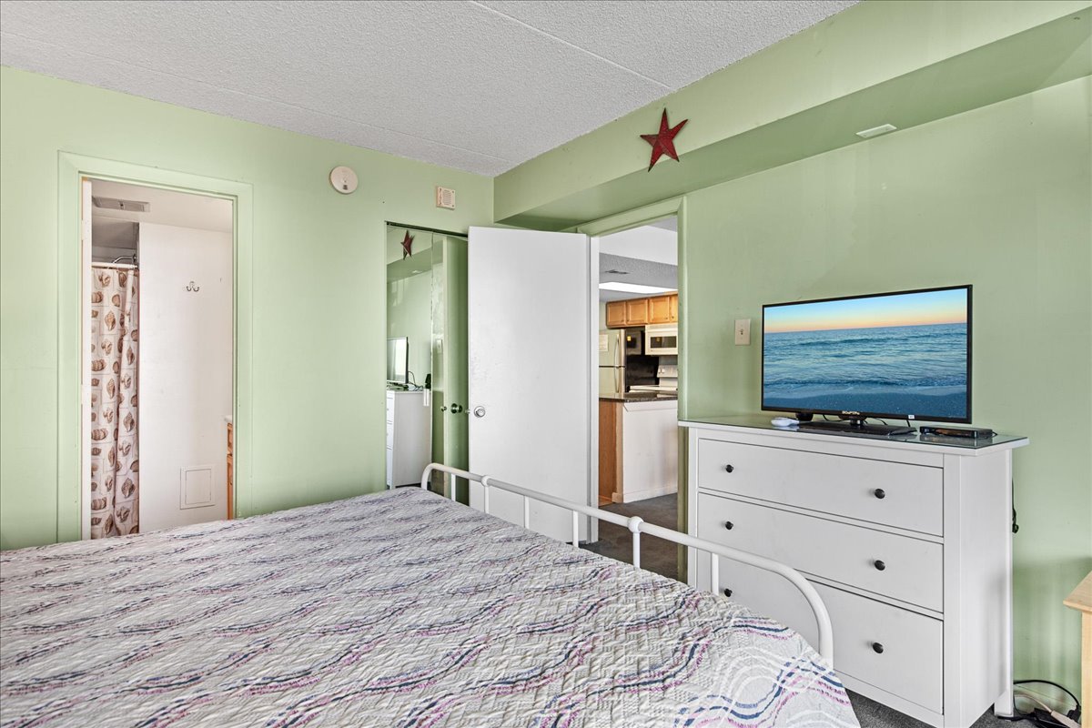 Sink into bed and enjoy your favorite shows on the Flat Screen TV!