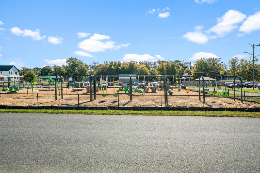 Bradford House | Photo 34