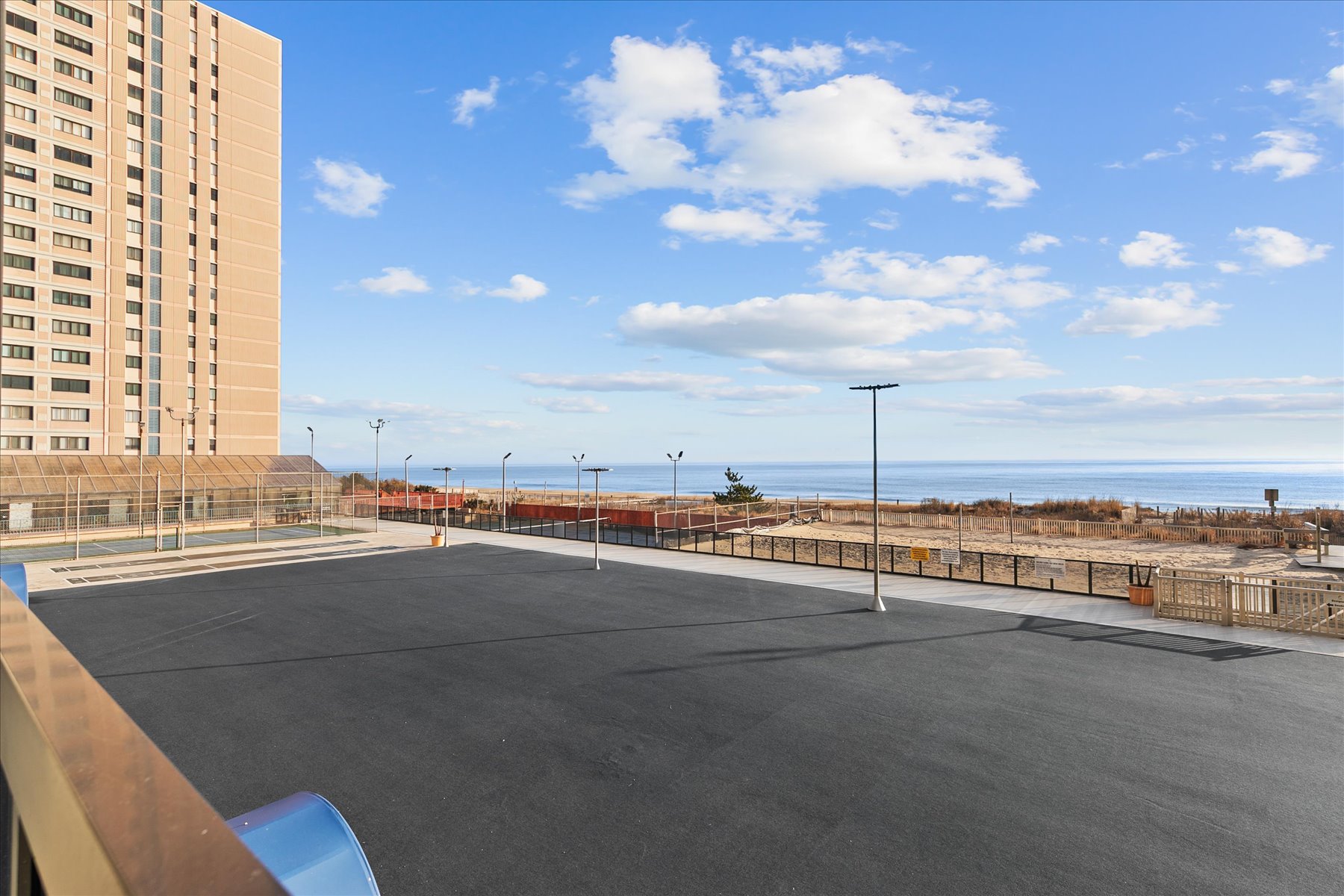 Golden Sands Sun Deck