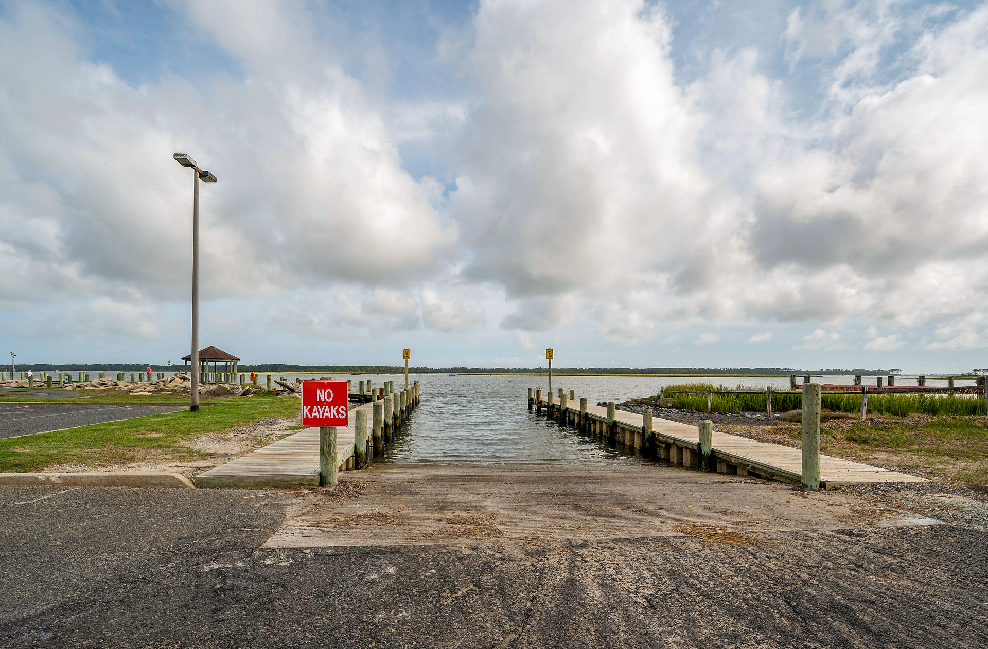 Super easy Boat Launch for your Boat or Kayaks.