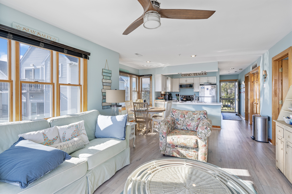 Light, bright, and beachy!