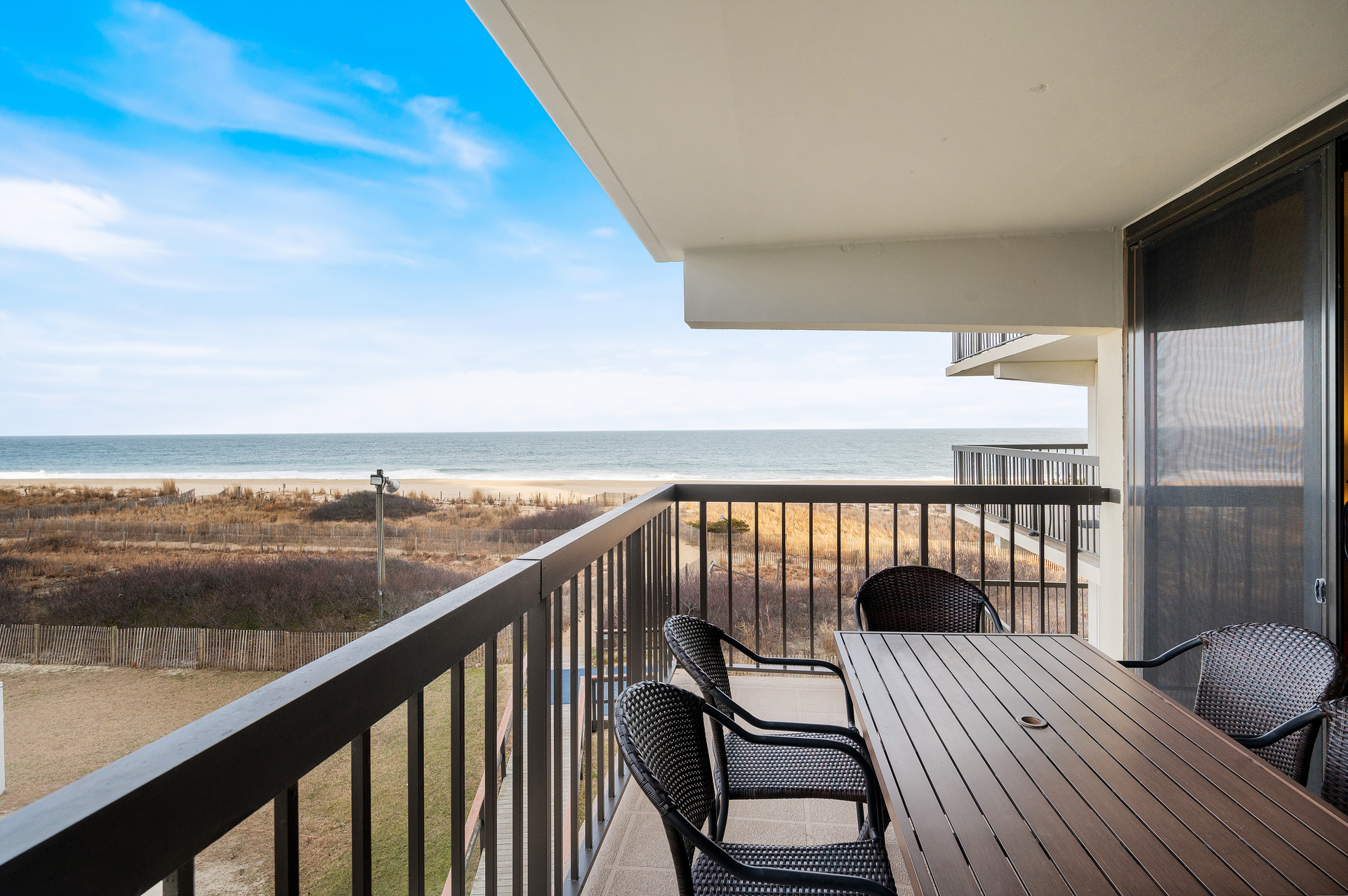 Sip your morning Coffee while enjoying the Sunrise!