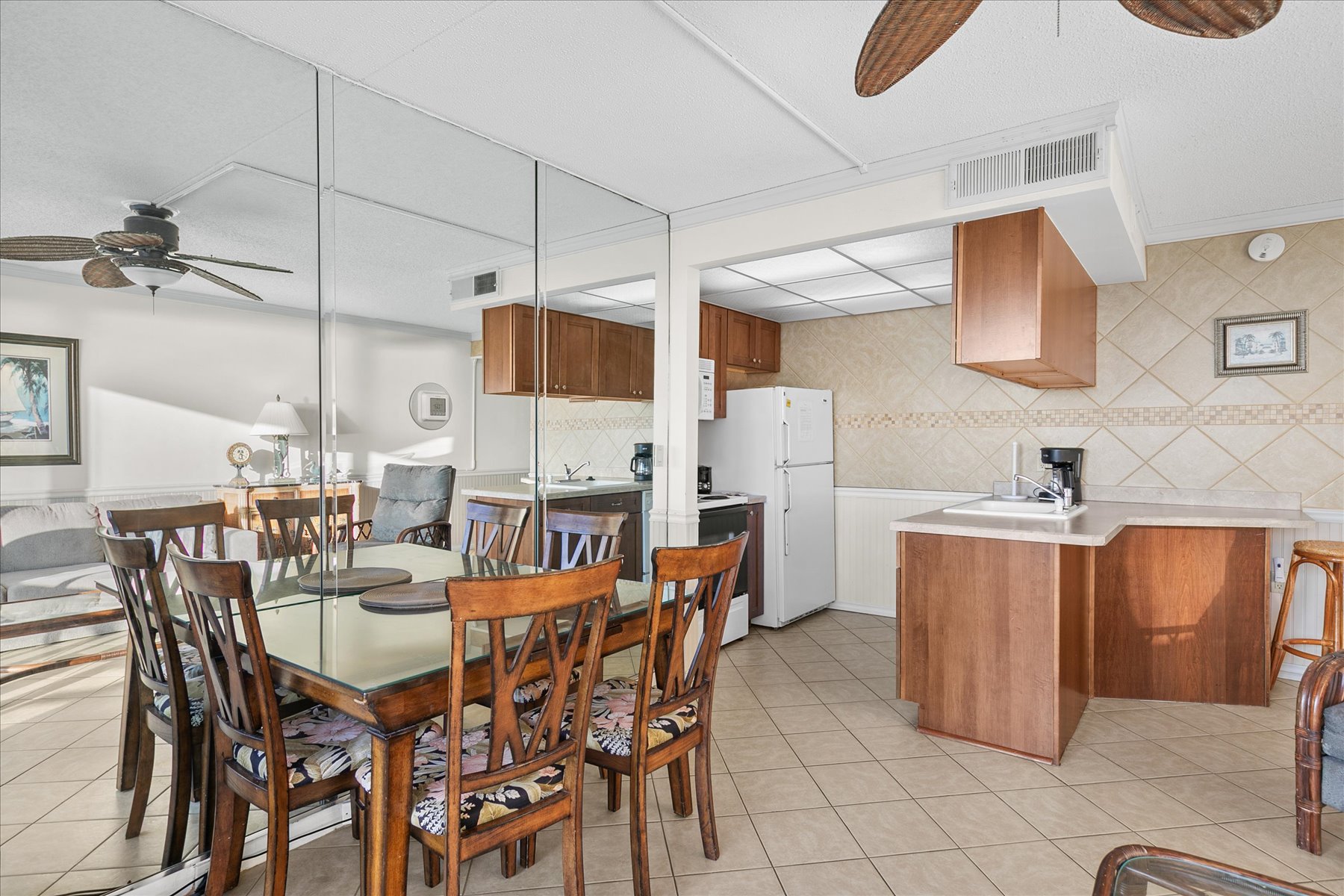 The chef in your family will love the well stocked kitchen