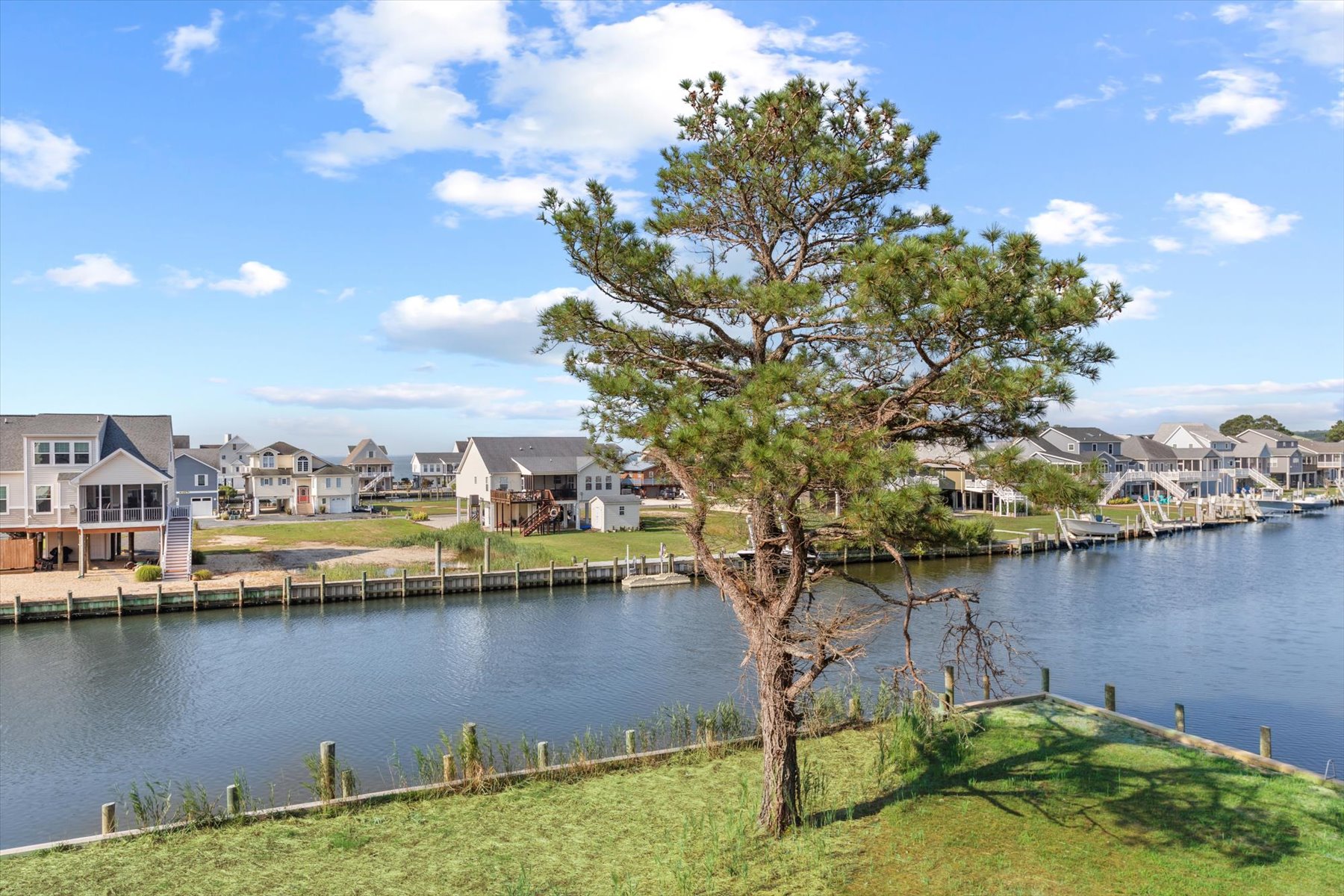 Stacked Deck has a large Waterfront Yard with Bulkhead on 2 sides!