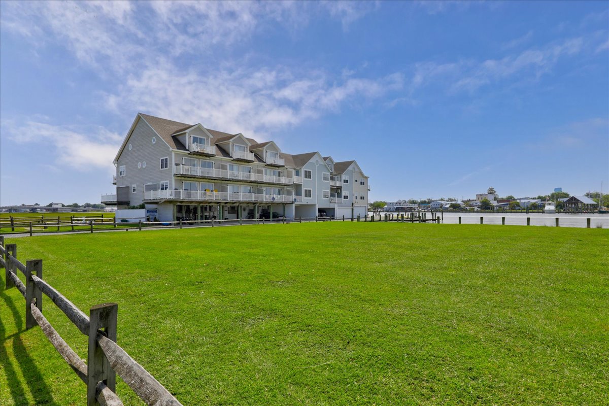 This lovely Waterfront Townhome sits on the Chincoteague Channel.
