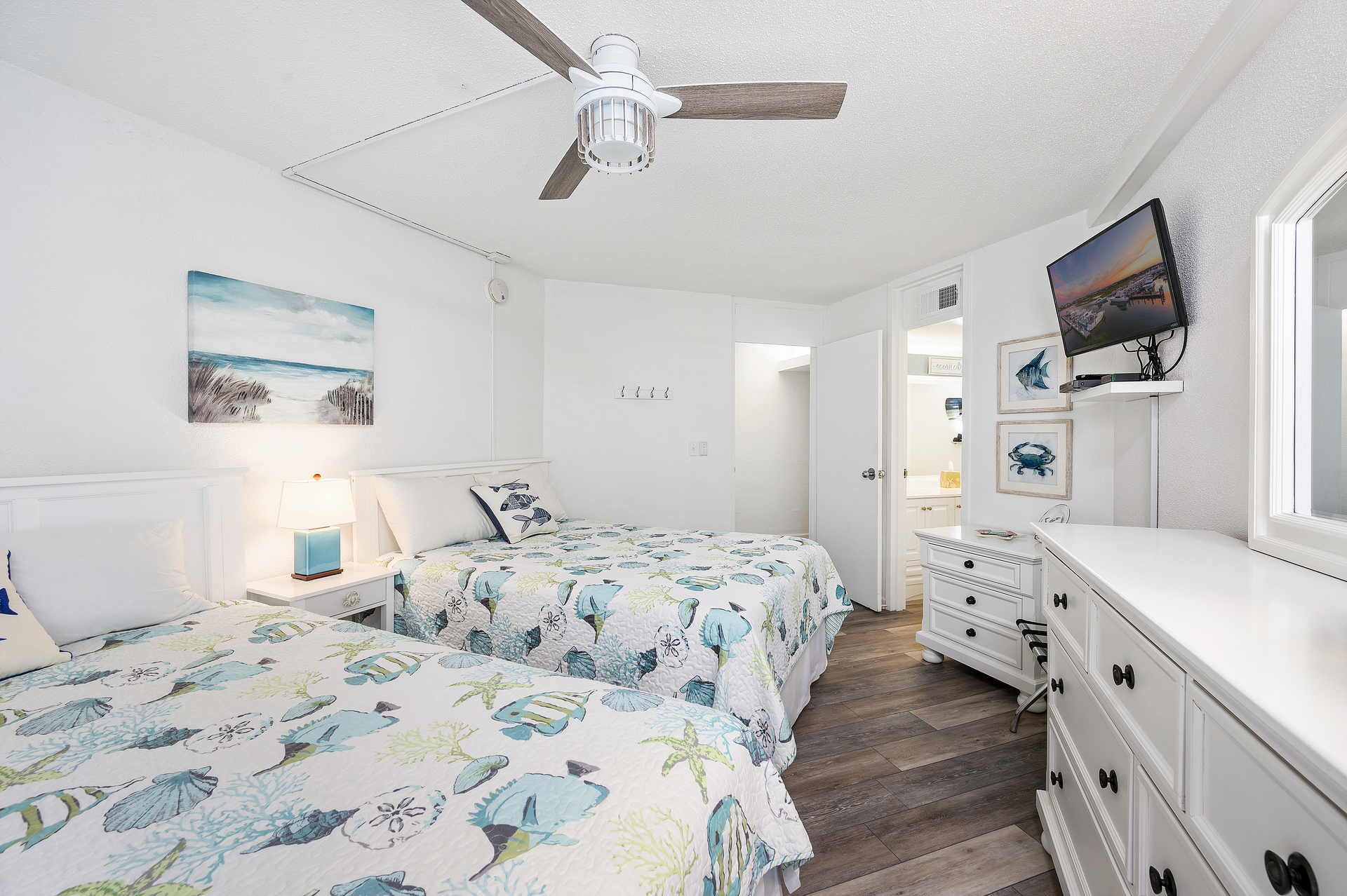 The Bedroom has a Queen and a Full Bed...