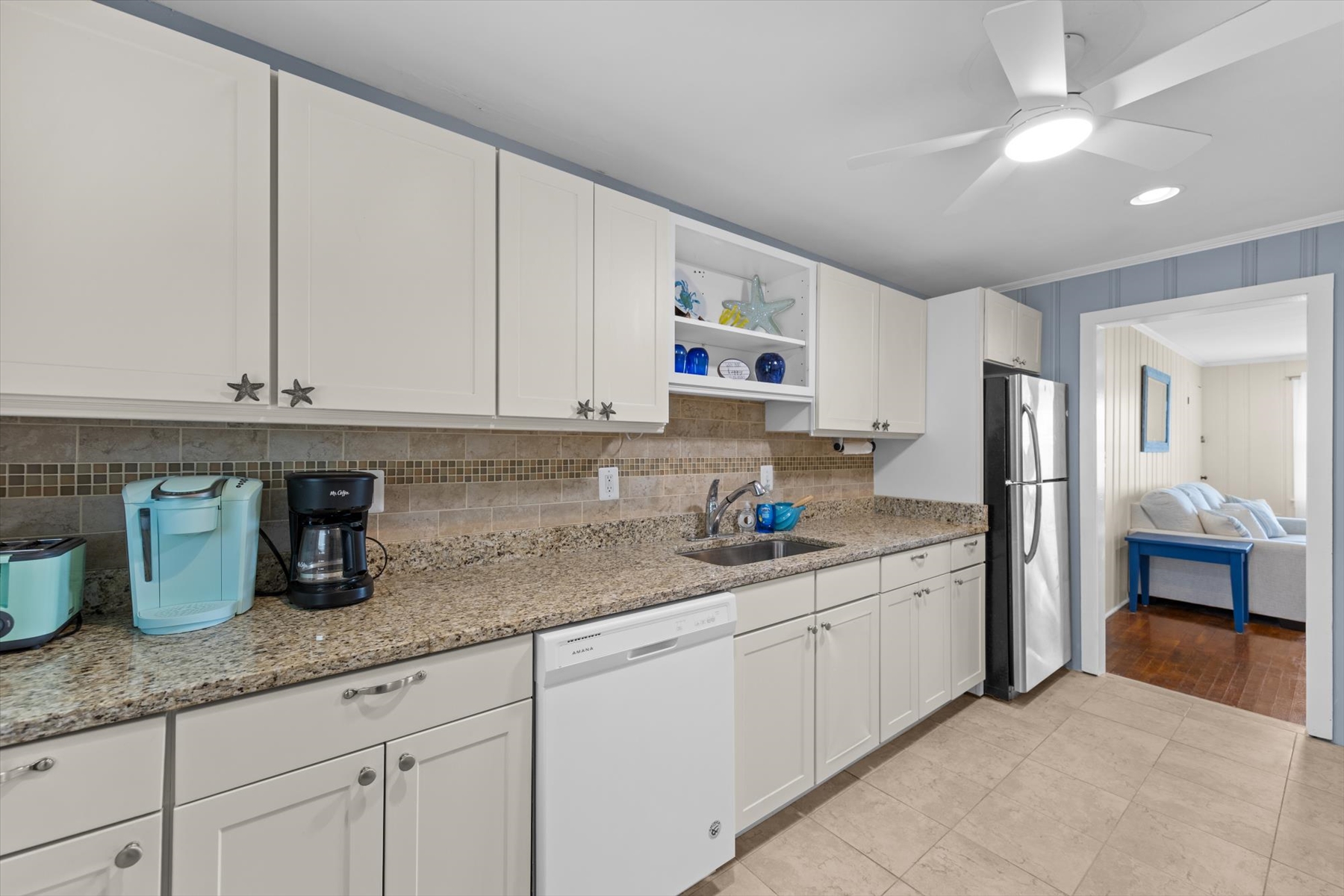 12-808 St Louis Ave #3-12