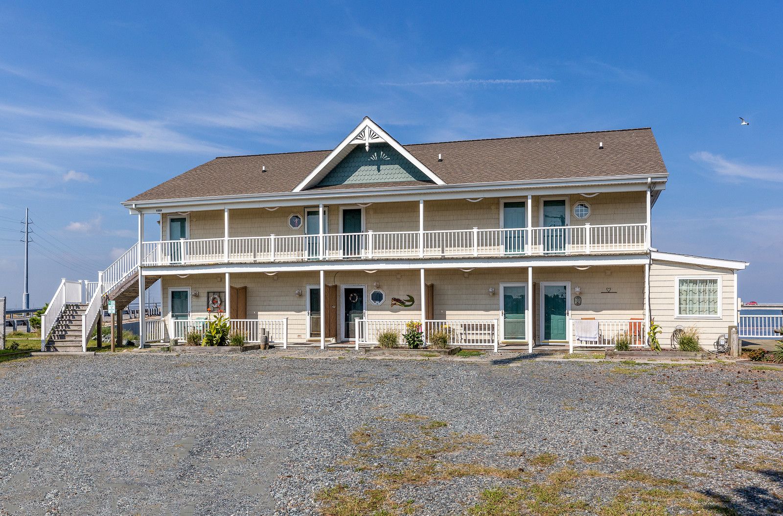 The Pearl at Marsh Island is a 1st Floor Condo.