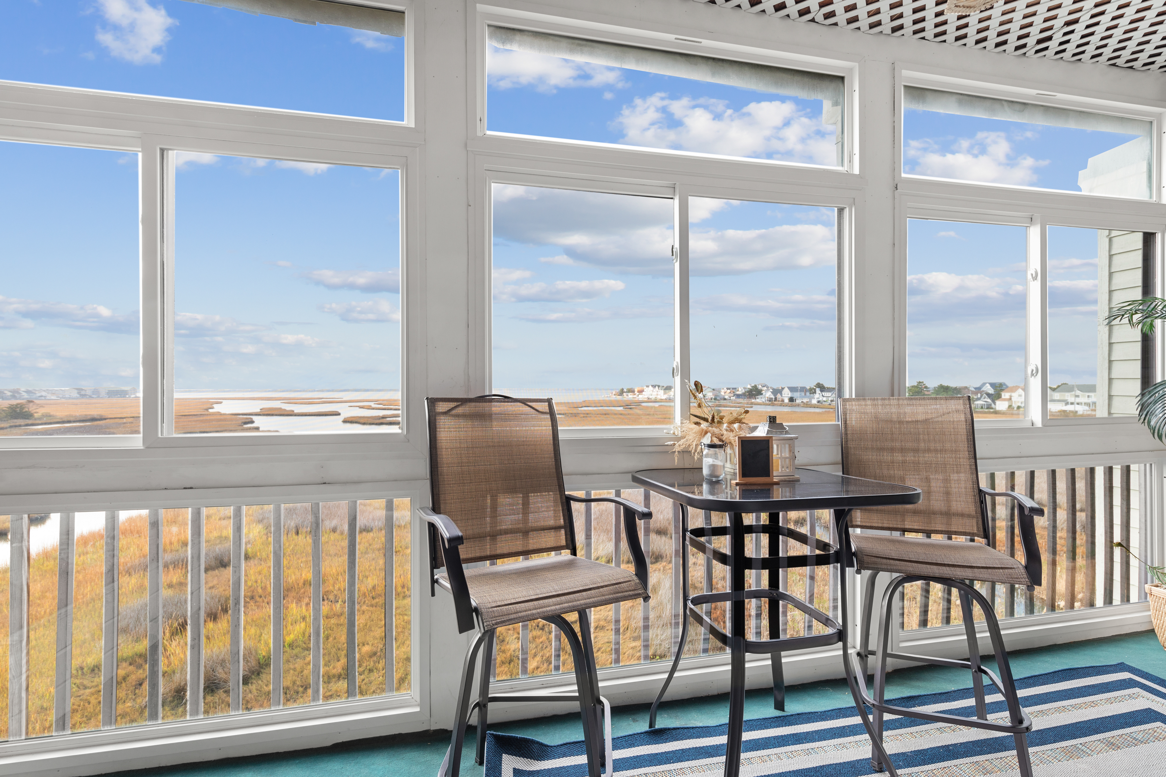 Break out your sunglasses and be ready to enjoy cocktails on the private Deck!