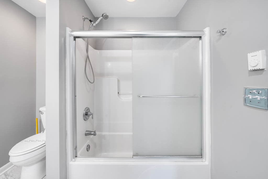 Tub/Shower Combo in remodeled Full Bath.