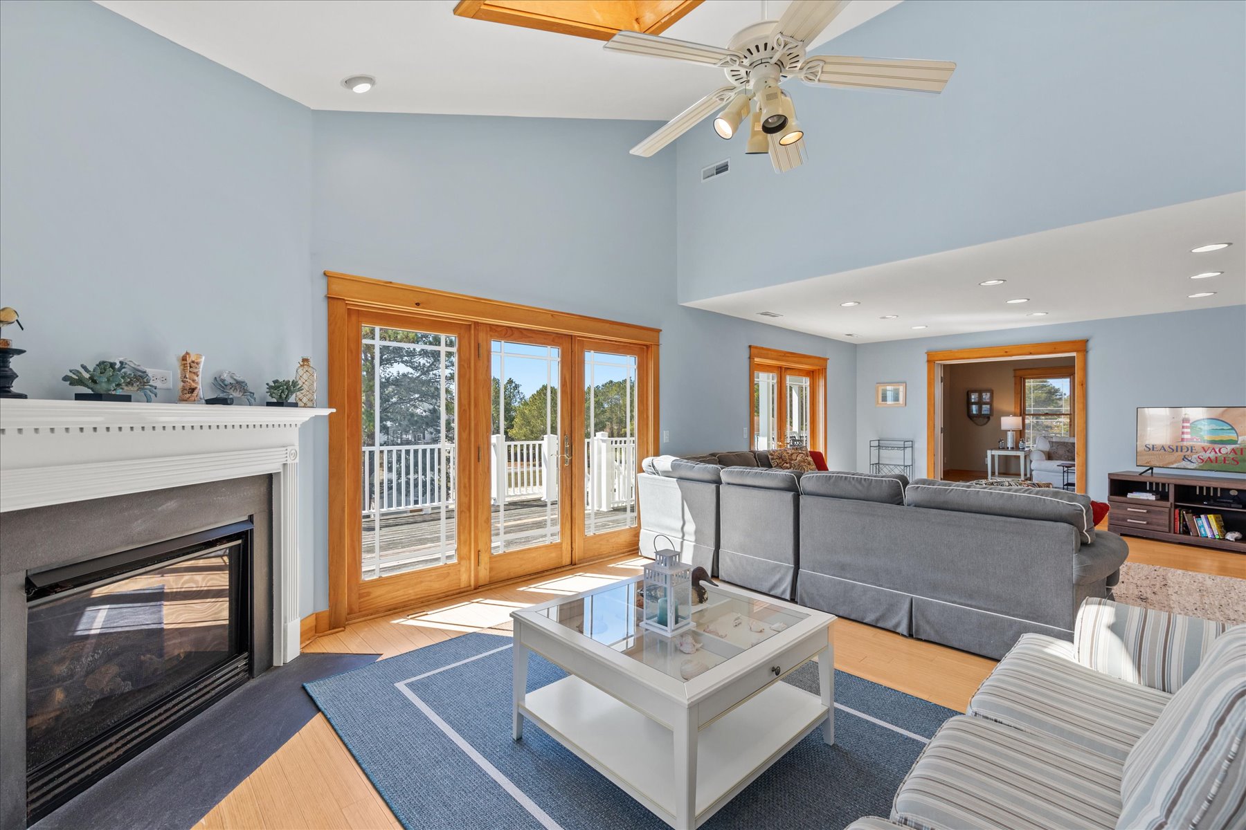 This HUGE Living Area has another Sitting Area - perfect for curling up with a good book.