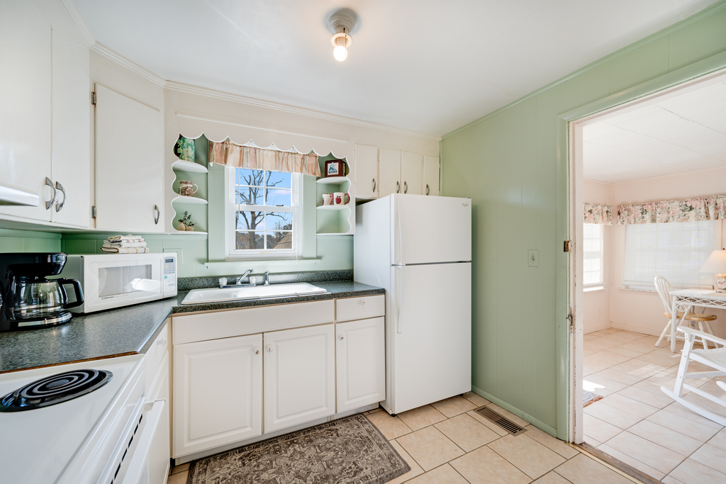 The Well-Stocked Kitchen will make mealtime easy breezy for your family!