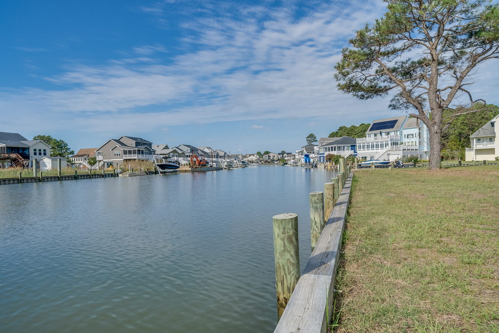 Huge Lot with lots of Bulkhead - perfect for Water Enthusiasts of every king!