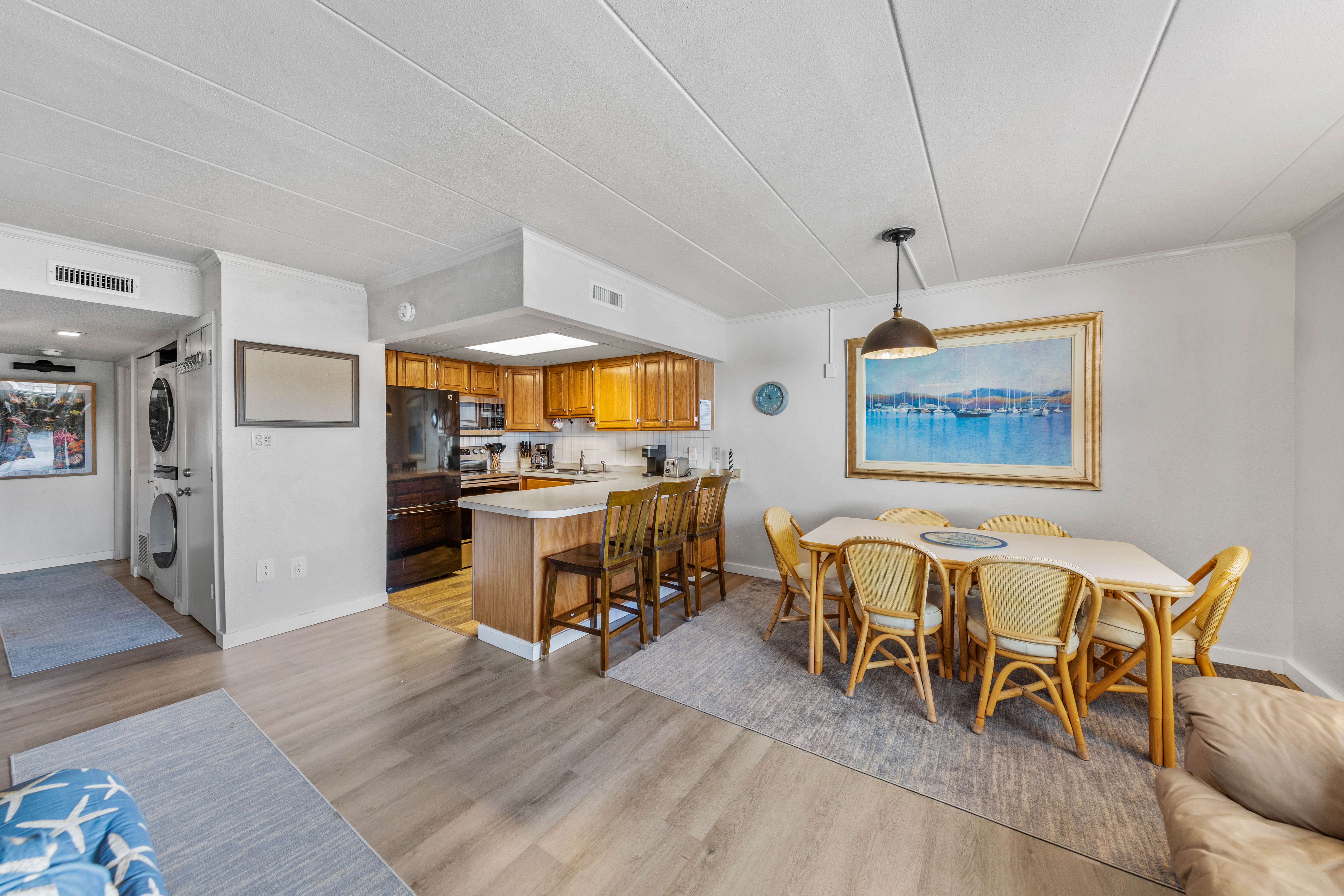 Step inside this cozy and inviting 2 Bedroom, 2 Bath Beach Condo.