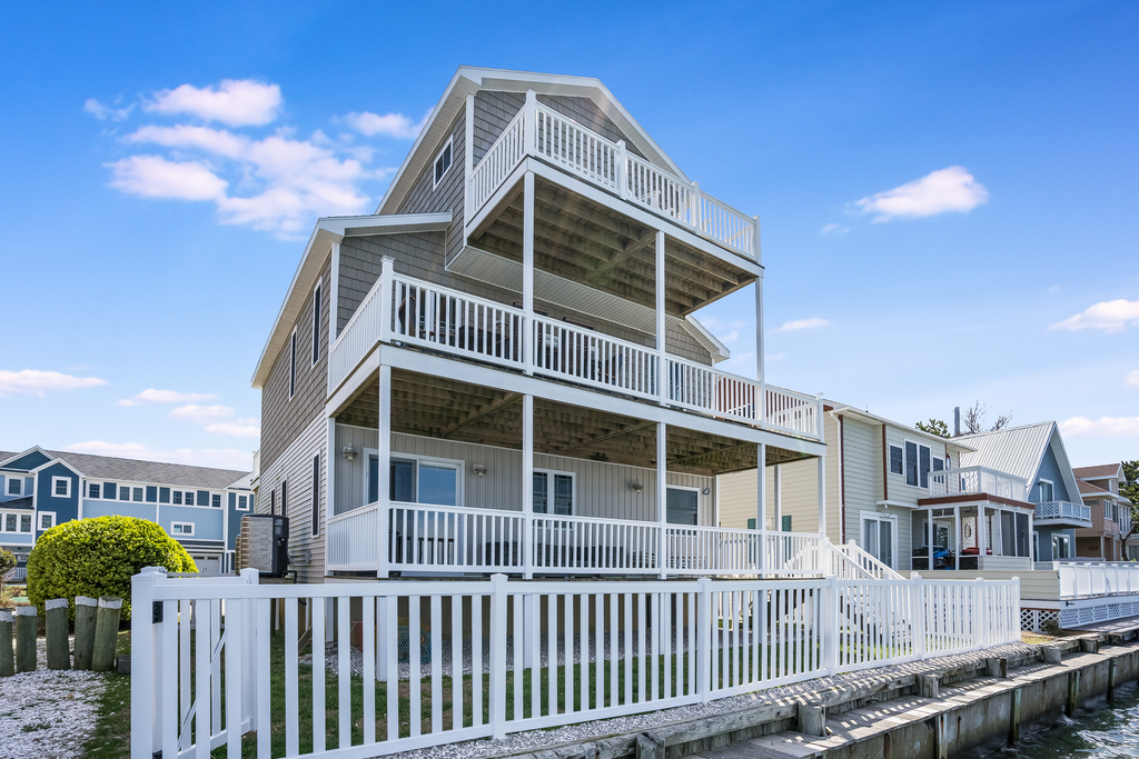 New Fenced In Area perfect for your Four Legged family members!