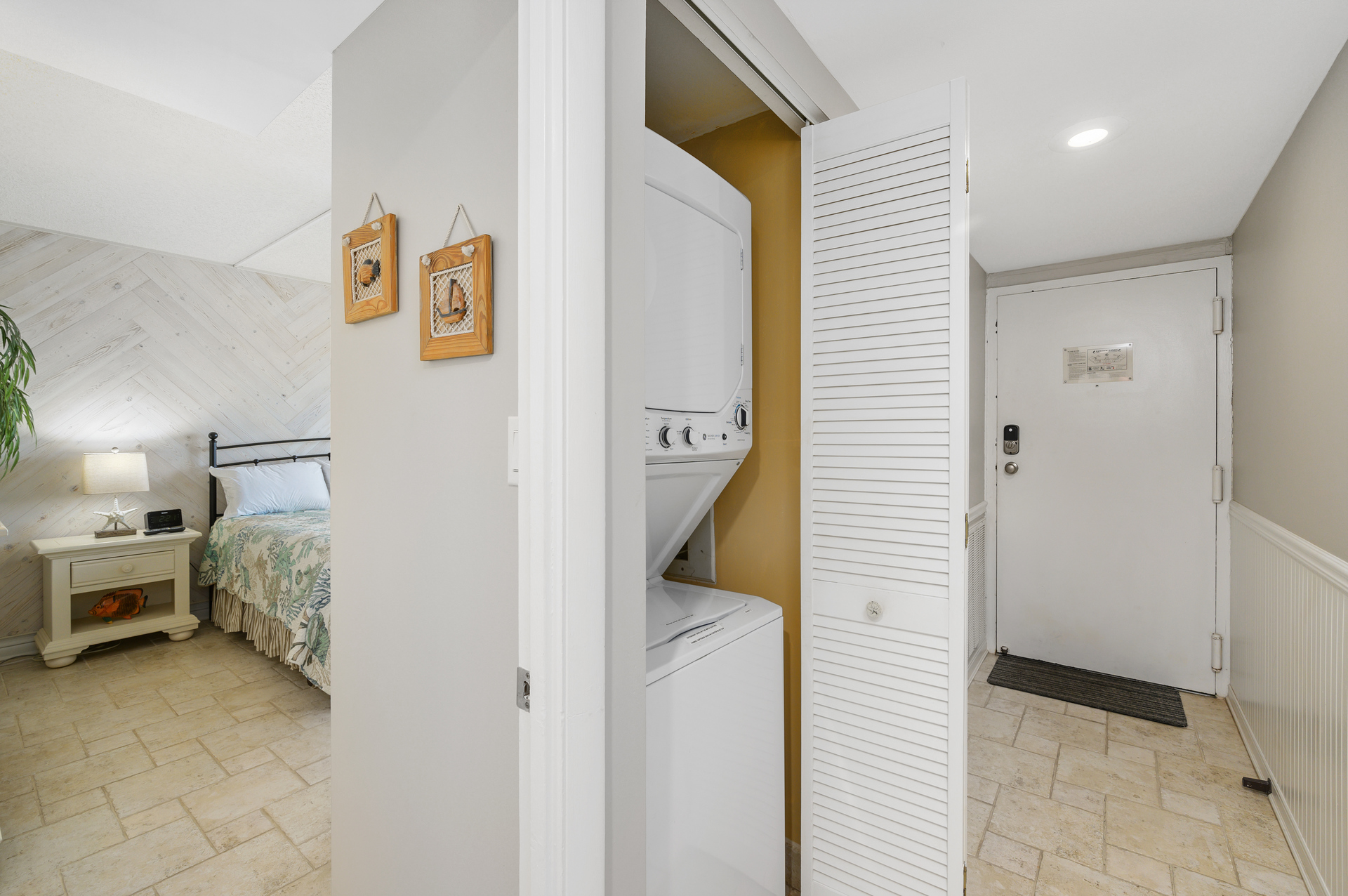 Full Washer & Dryer in the home for your convenience!