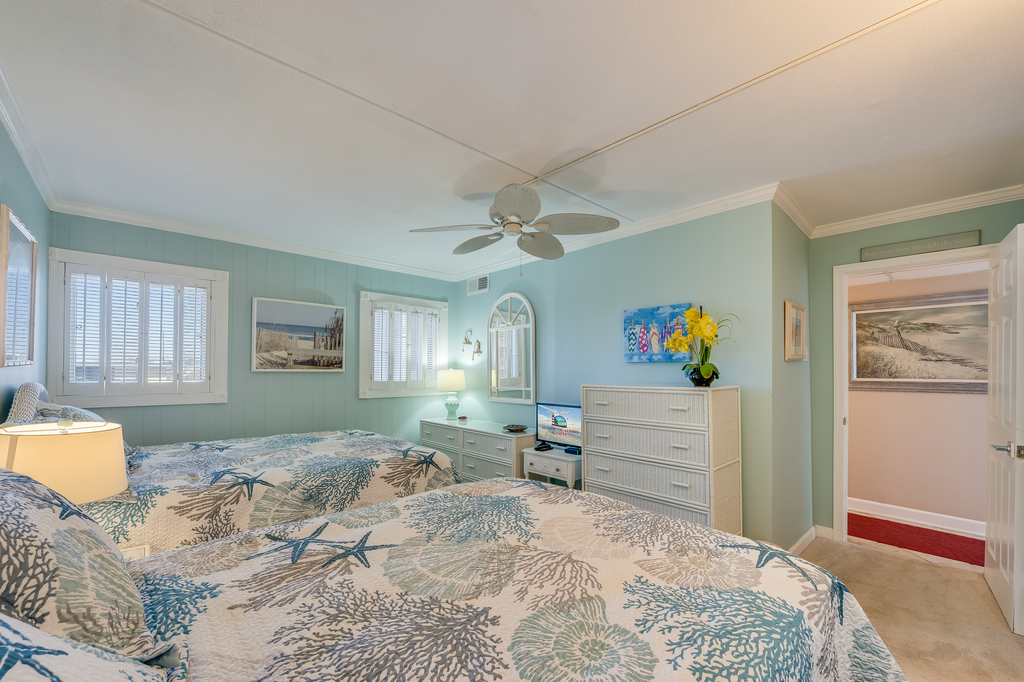 Perfect for relaxing and recharging all while watching your Favorite Movie!