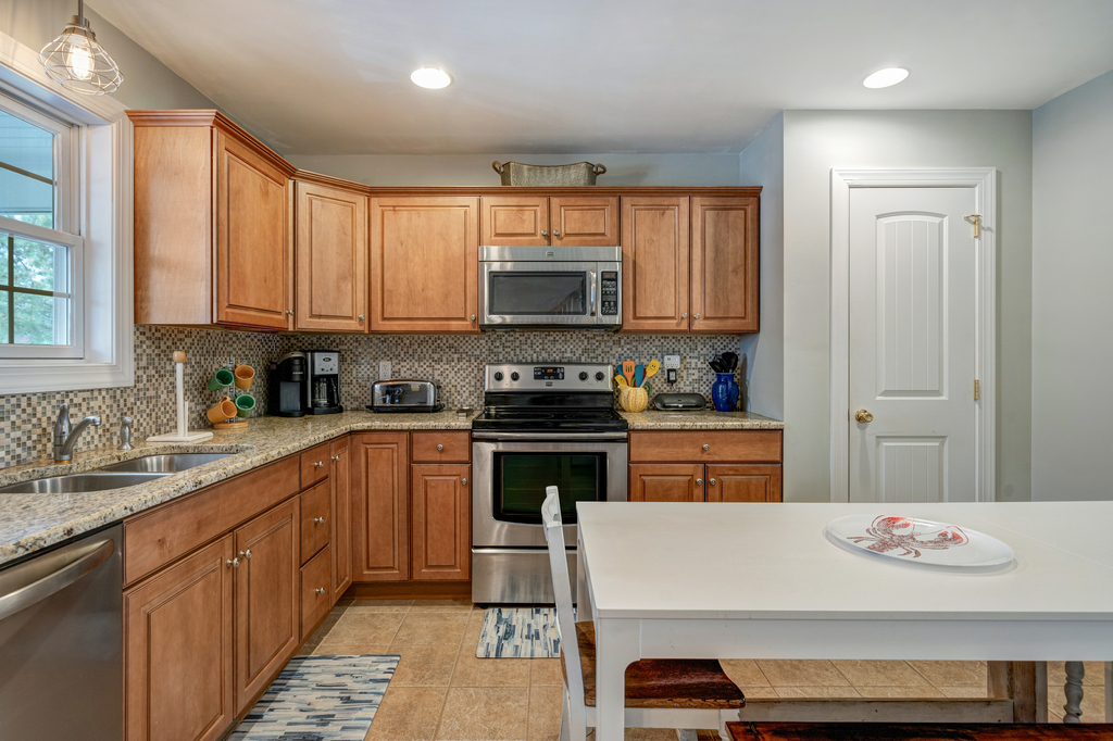 Dine in the comfort of Central AC or wander to one of several Restaurants nearby.