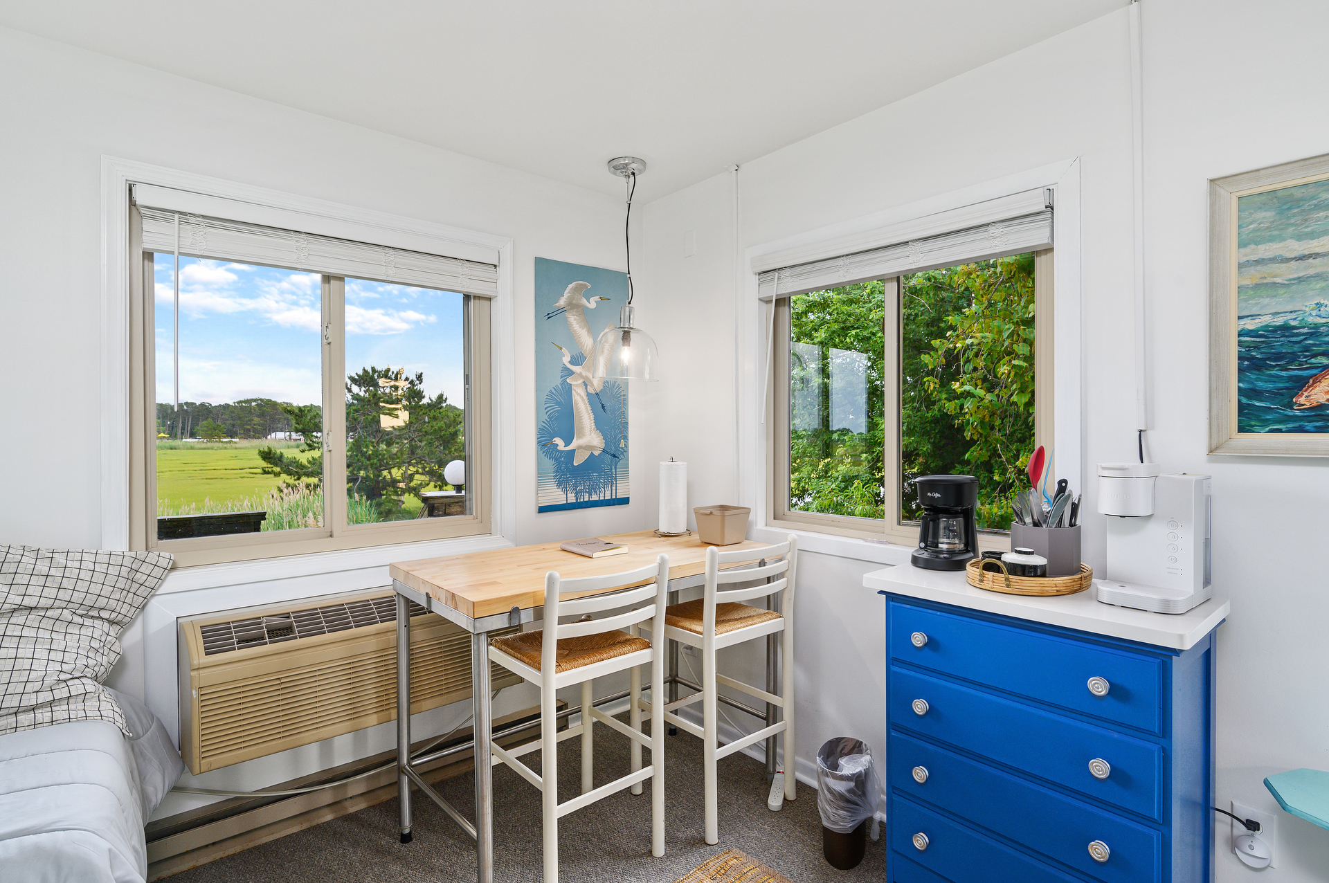 Grab a quick bite before hitting the Beach.