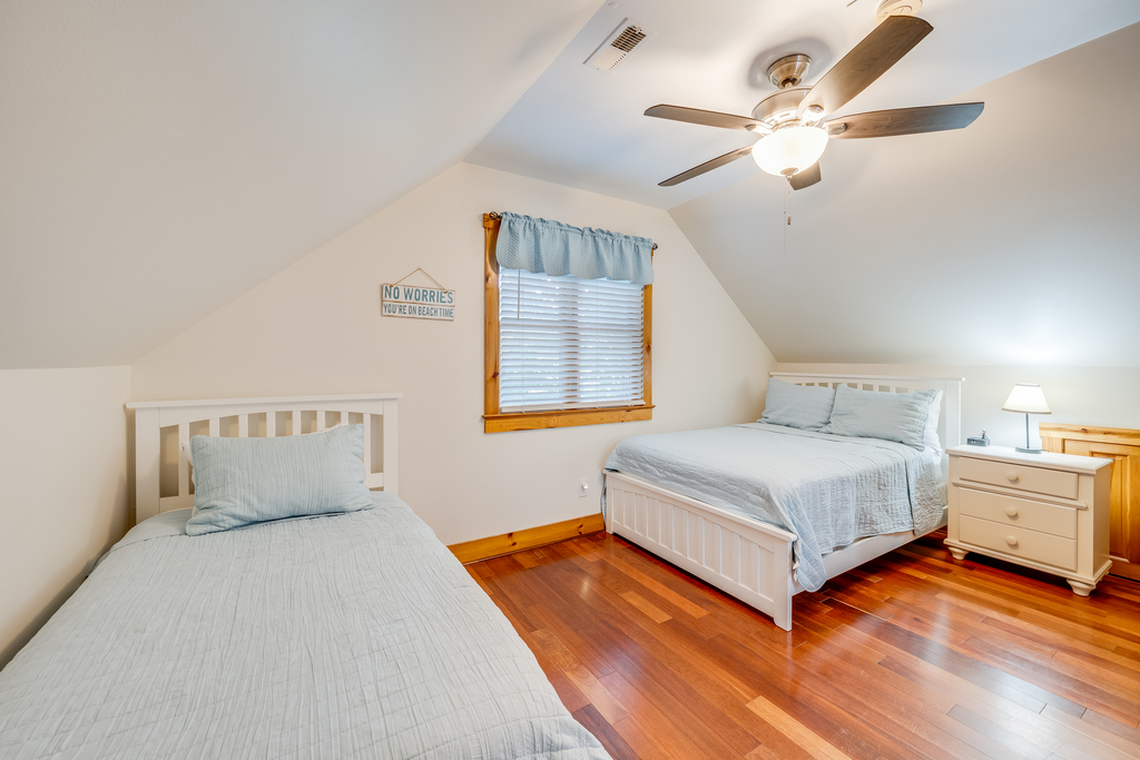 Heron's Hideaway is perfect for a large family, or 2 families traveling together.