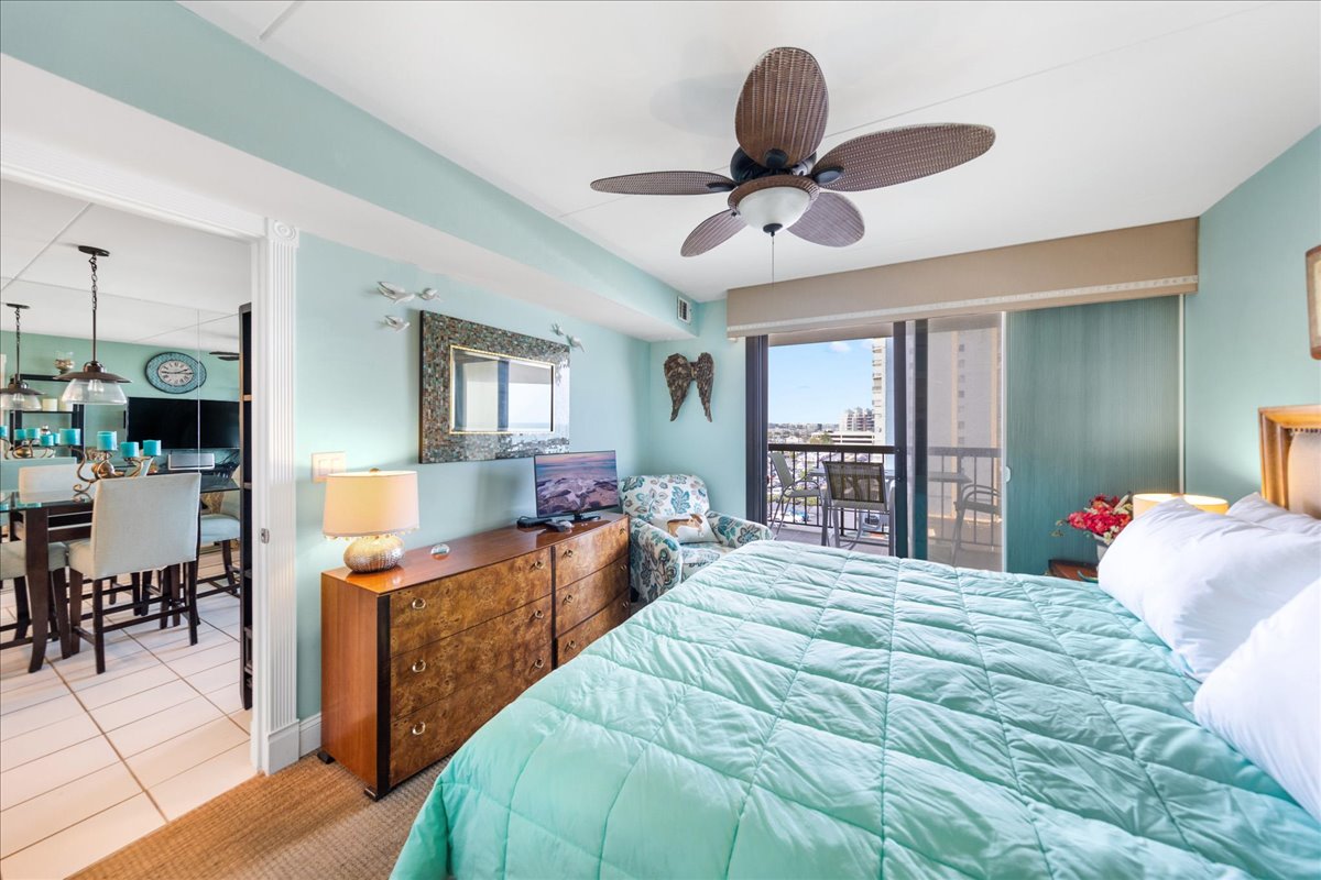 Adorned in Colors of the Sea throughout!