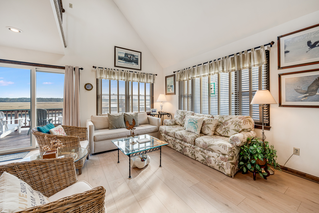 Enjoy Free WiFi and Flat Screen TV, new flooring, and comfy furnishings.