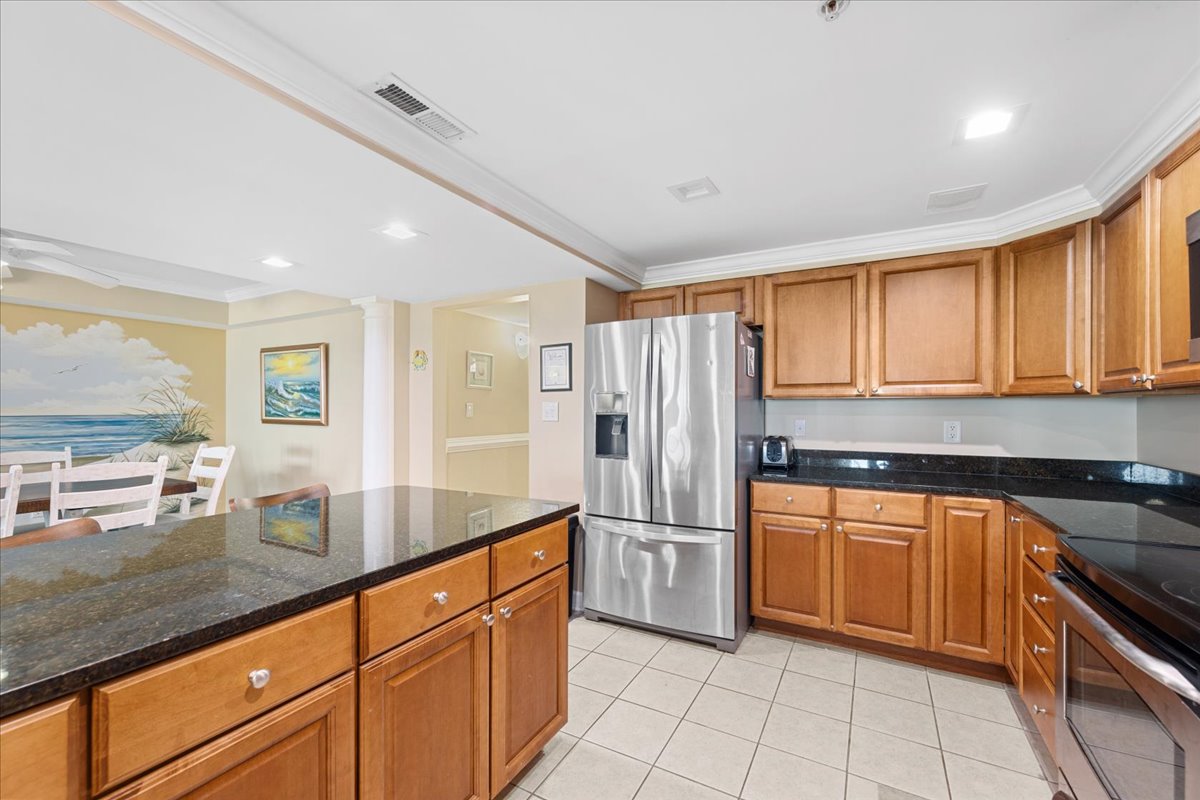Thoughtfully equipped with Stainless Steel Appliances, Granite Countertops and all the Comforts of Home!