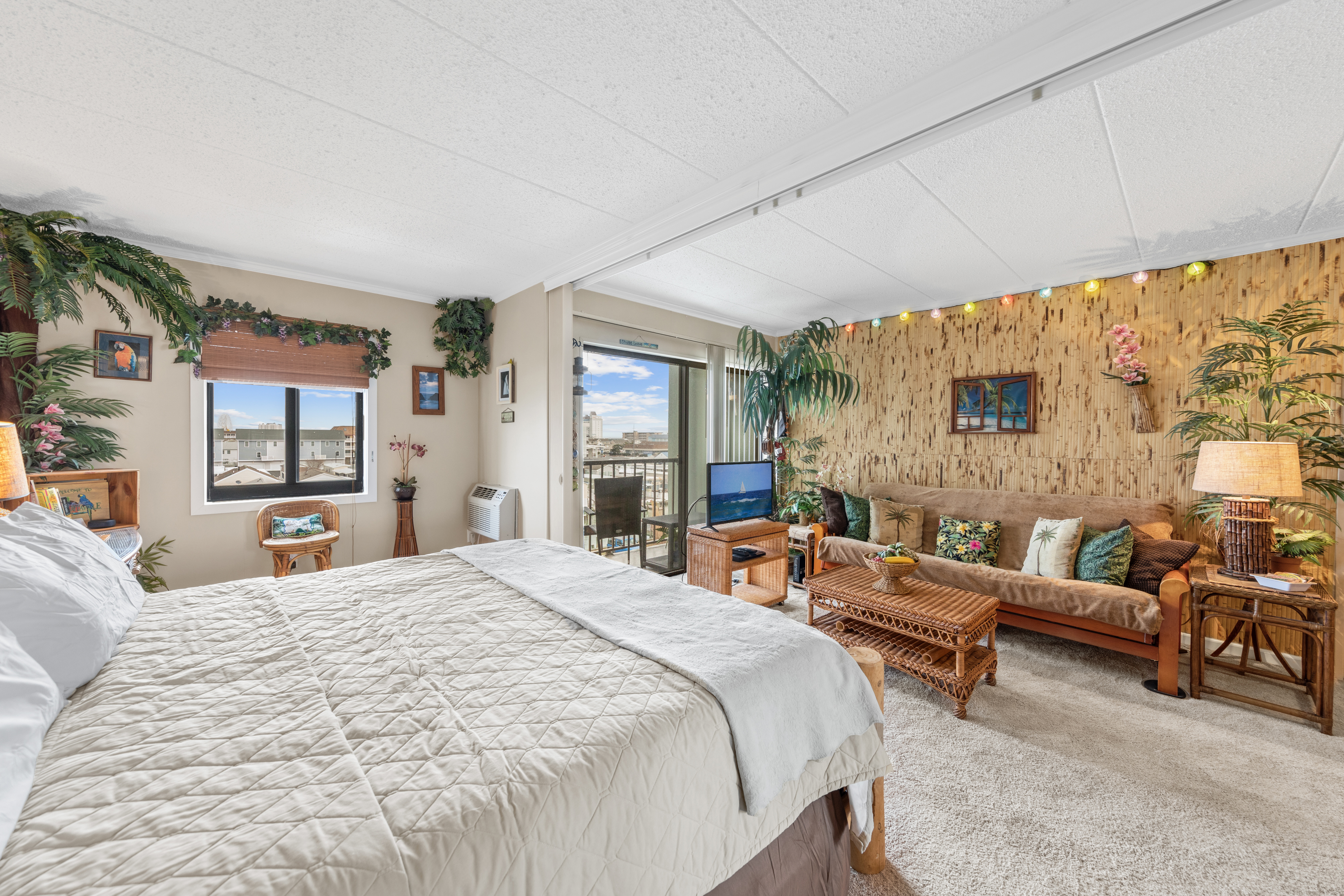 You'll love the convenience of the Privacy Screen, which will give complete privacy to the Bedroom Area.