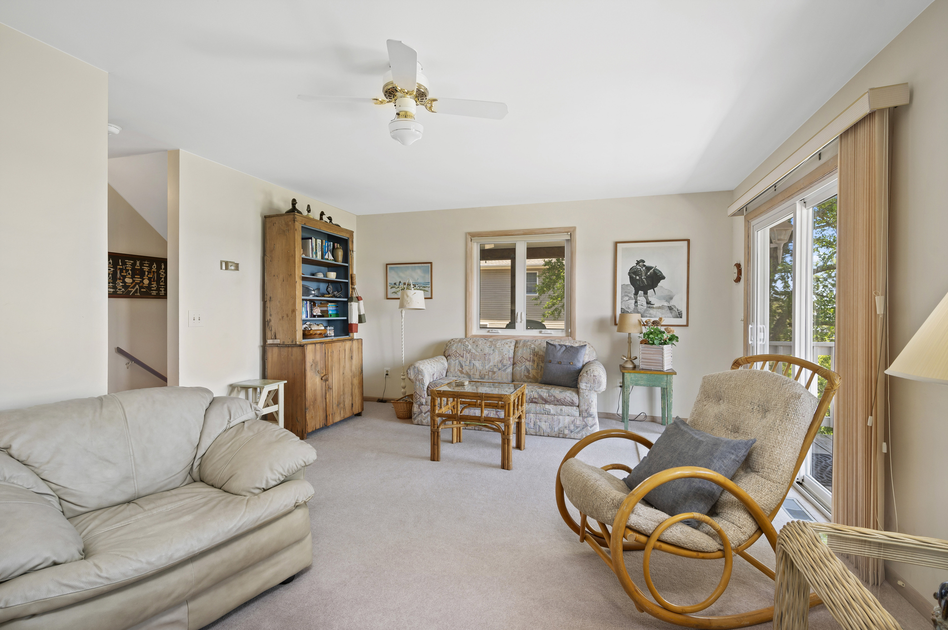 This lovely Duplex sleeps 6 in total comfort.