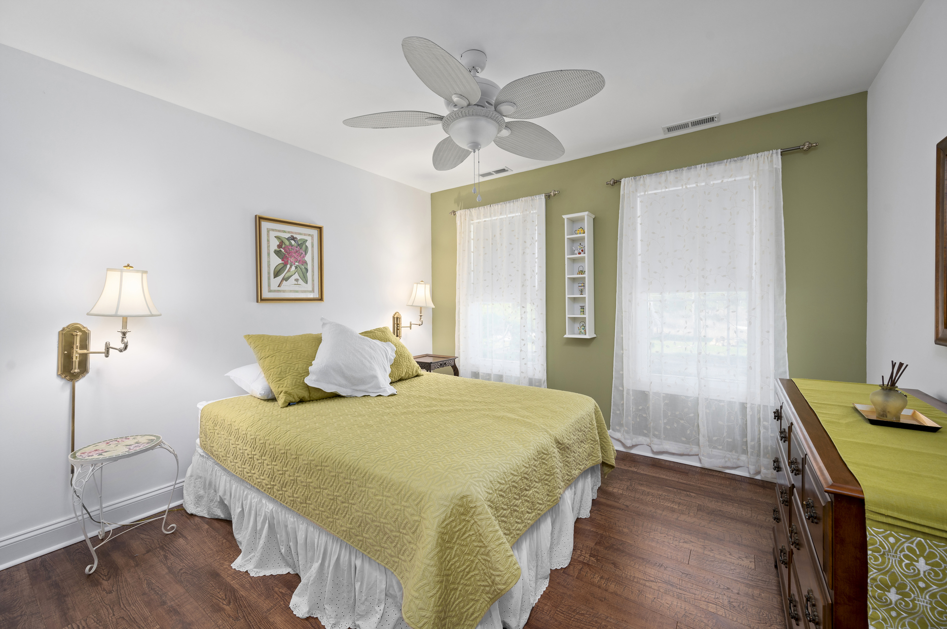 Bedroom 3 has a Queen Bed and relaxing colors.